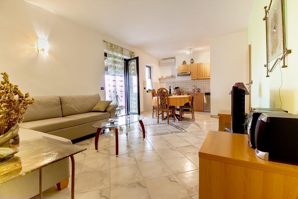 Apartman Orbanići Esterno foto
